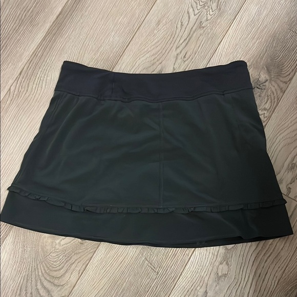 Athleta gray skirt with shorts inside. Great quality. XS - Picture 1 of 6
